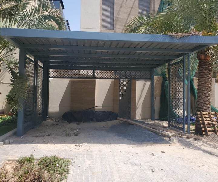 Villa car shed, Al Rawda